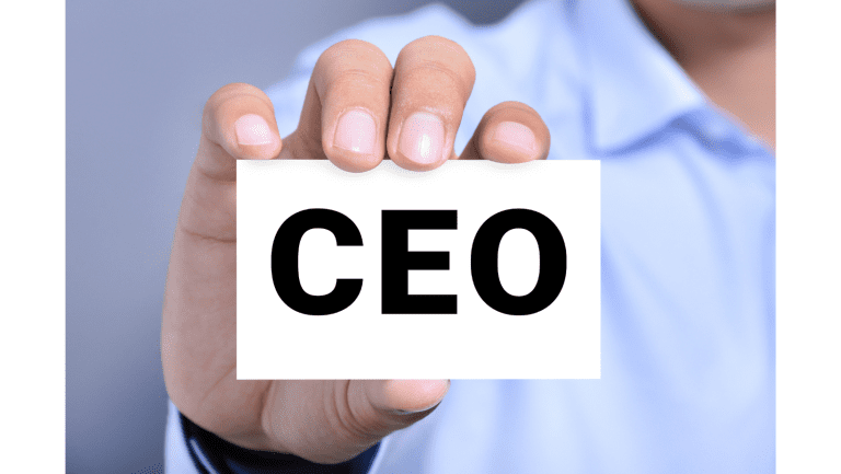 average chief Executive Officer salary