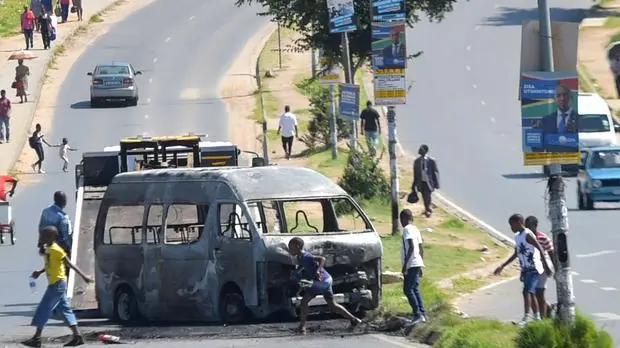Taxi Turmoil: Escalating Violence Sparks License Suspensions in Soweto