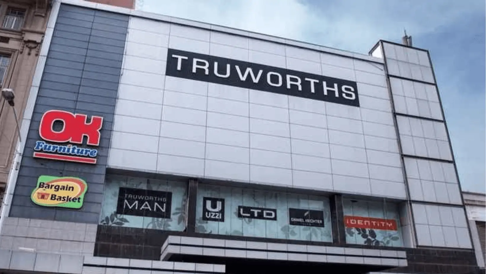 Truworths International Limited Executives’ Securities Transactions Spark Market Insights and Investor Interest